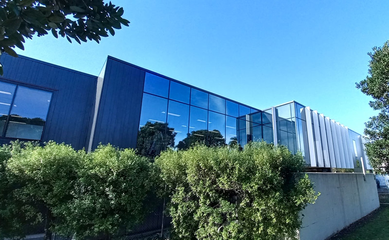 1. Unity Drive 1-3 Unity Drive | Thermosash Building Envelope Solutions