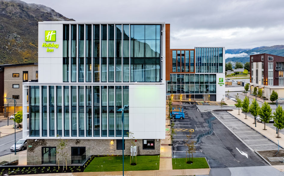 Lakeview Gardens Queenstown Hotel+Retail 003