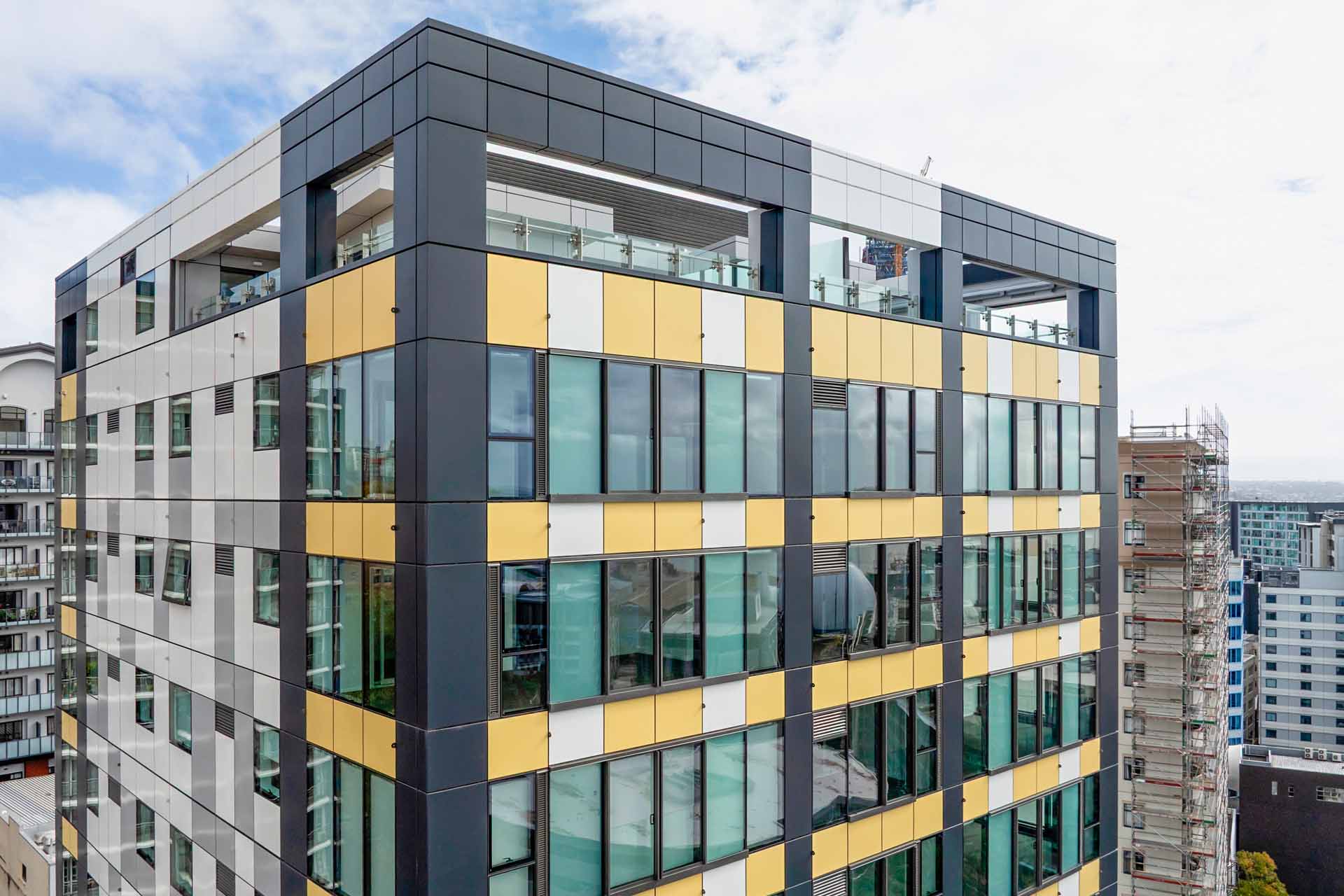 100 ANZAC Apartments 03