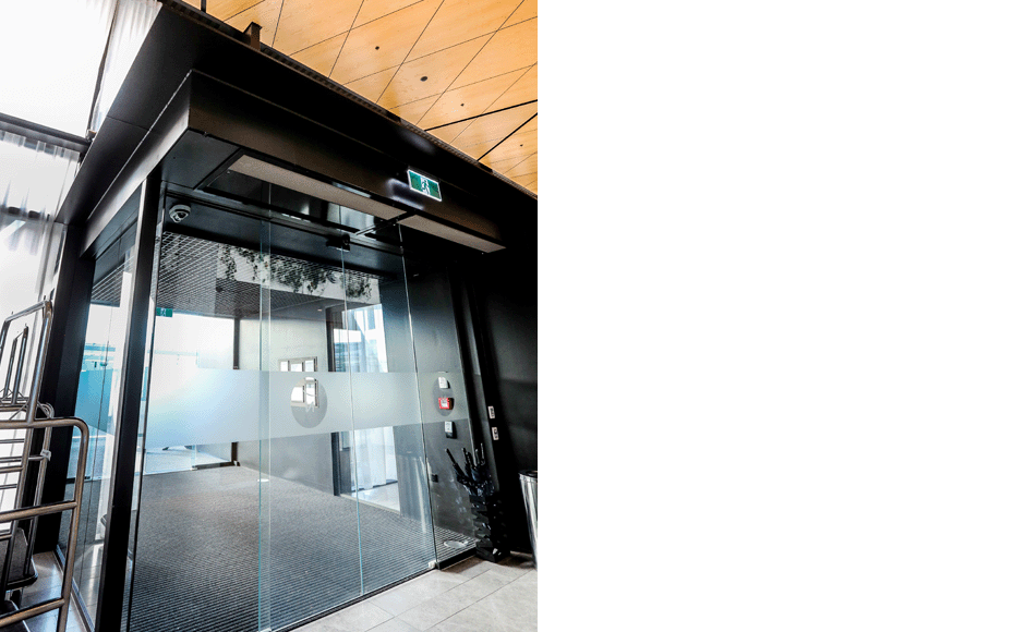 Novotel CHCH Airport Hotel 16