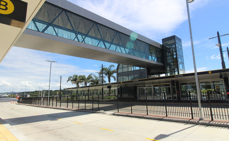 Constellation Busway AKL 11