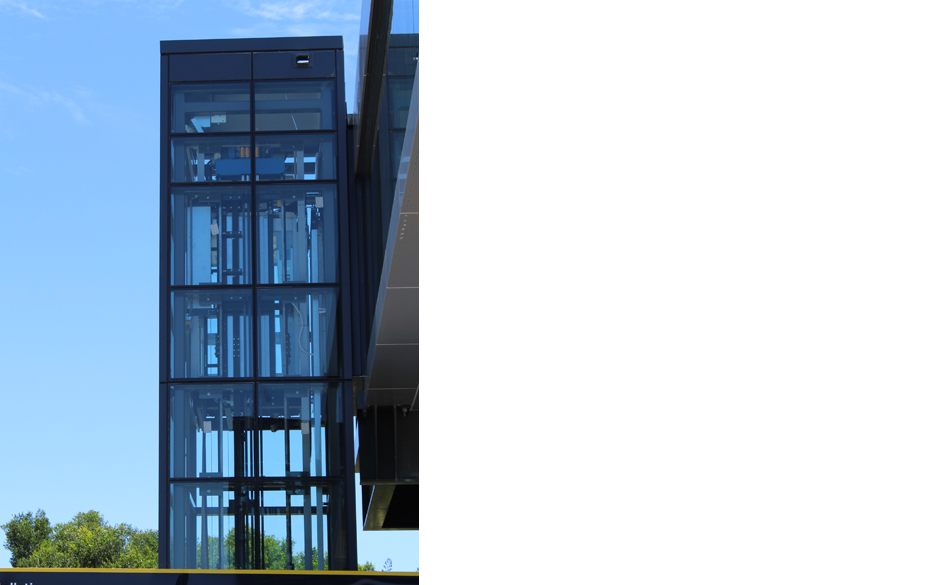 Constellation Busway AKL 04