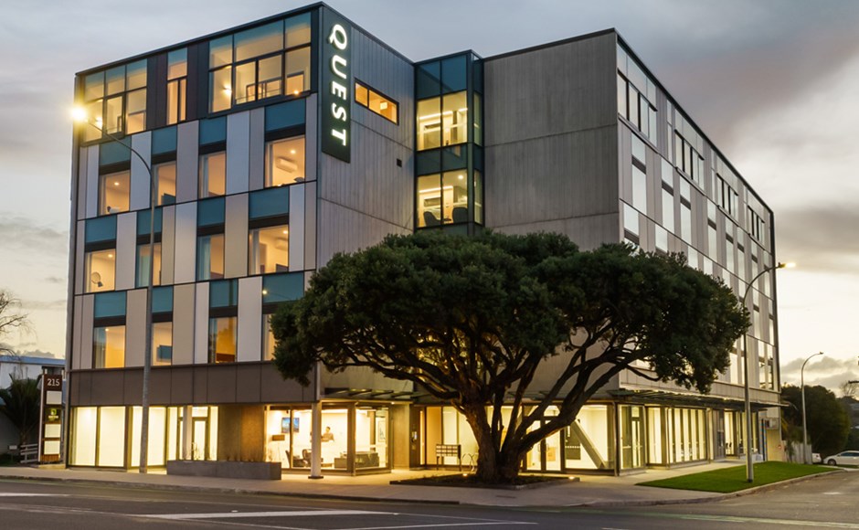 Quest Takapuna 0001