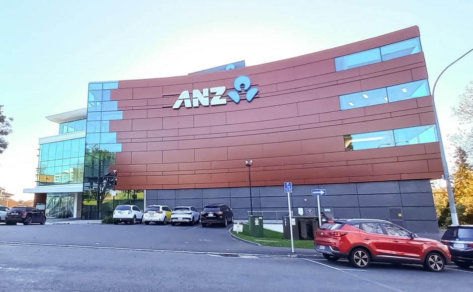 Grantham Hamilton 007