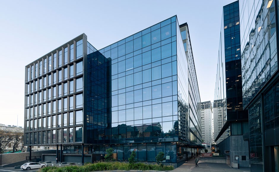 40 44 Bowen WLG 004