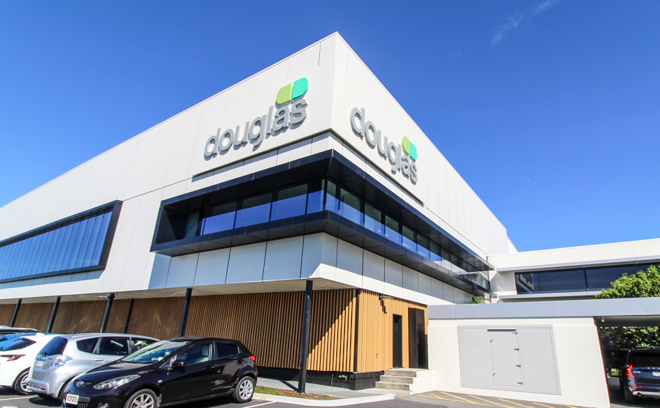 Douglas Pharmaceuticals Henderson Thermosash Building Envelope