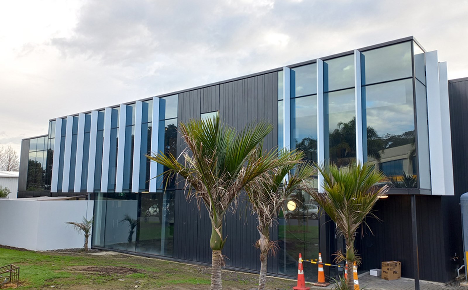 1. Unity Drive 1-3 Unity Drive | Thermosash Building Envelope Solutions