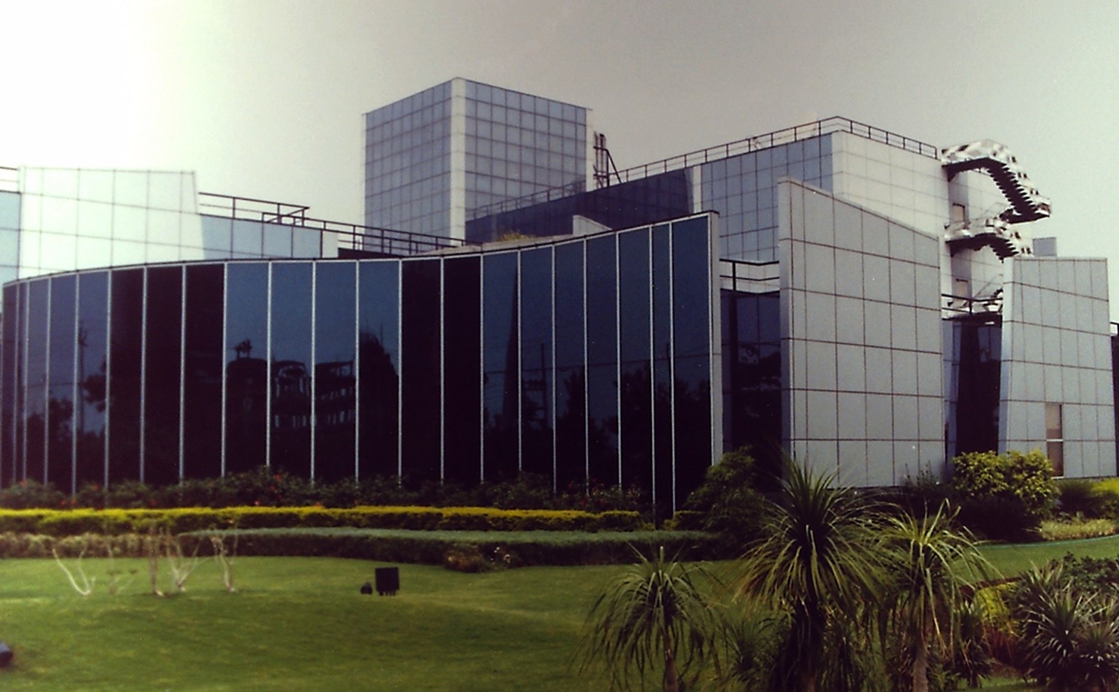 Apollo Building - India | Thermosash Building Envelope Solutions