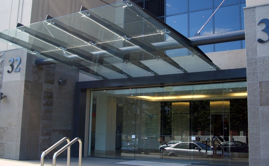 Daggry udslæt voks Structural Glass Canopy System | Thermosash Building Envelope Solutions