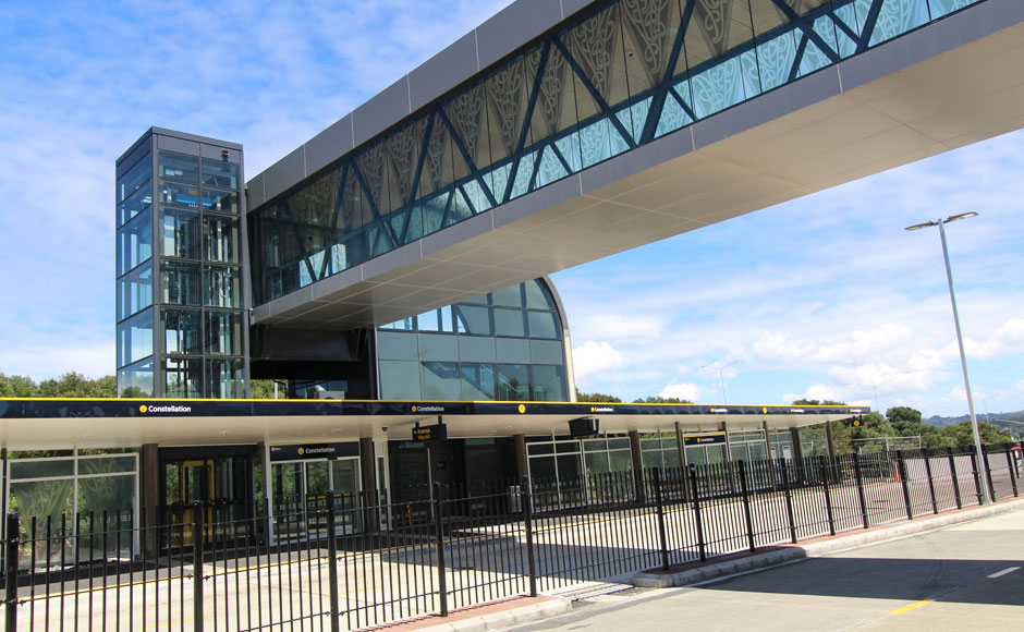 Constellation Busway AKL 003