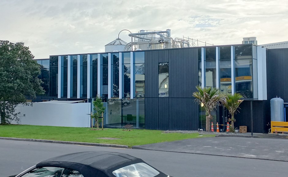 1. Unity Drive 1-3 Unity Drive | Thermosash Building Envelope Solutions