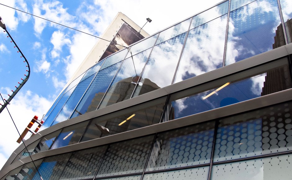 Lambton Sq Shopping 04