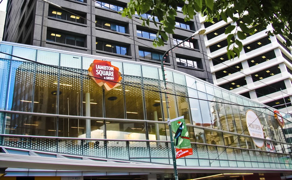 Lambton Sq Shopping 12