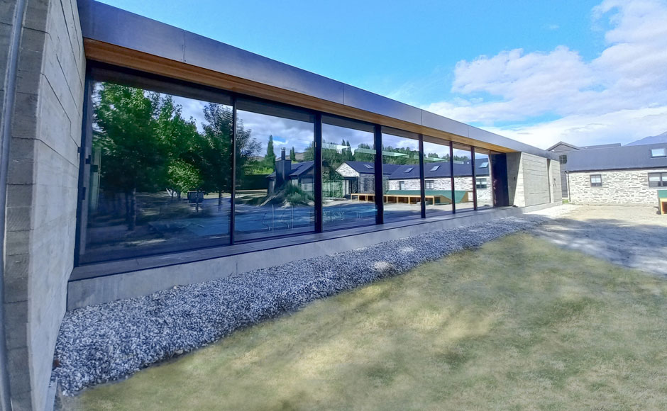 The Pool House Queenstown 01