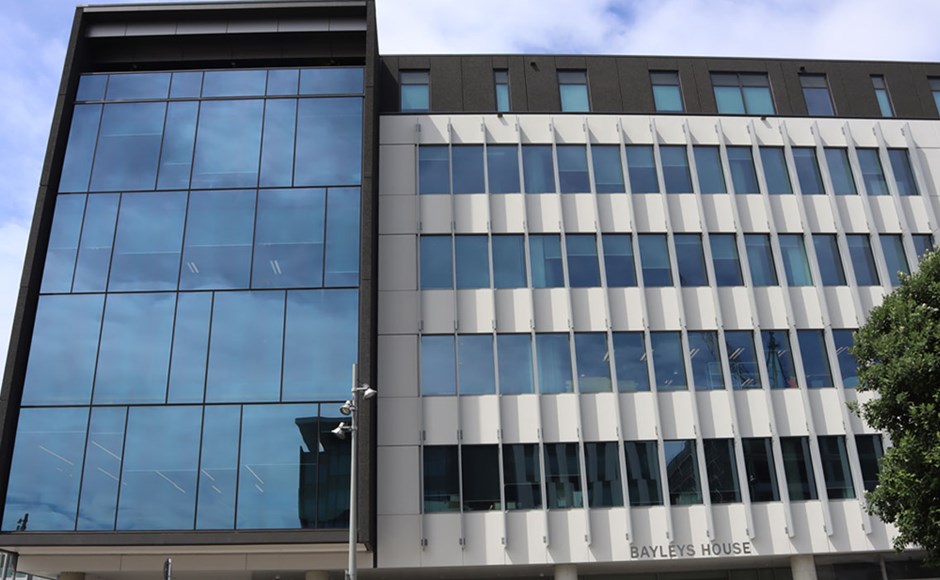 Bayleys Building C 05